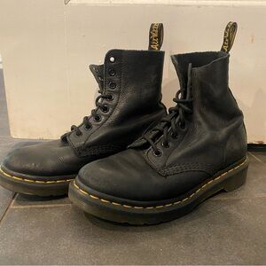Dr. Martens Pascal Leather Boots Ladies 6